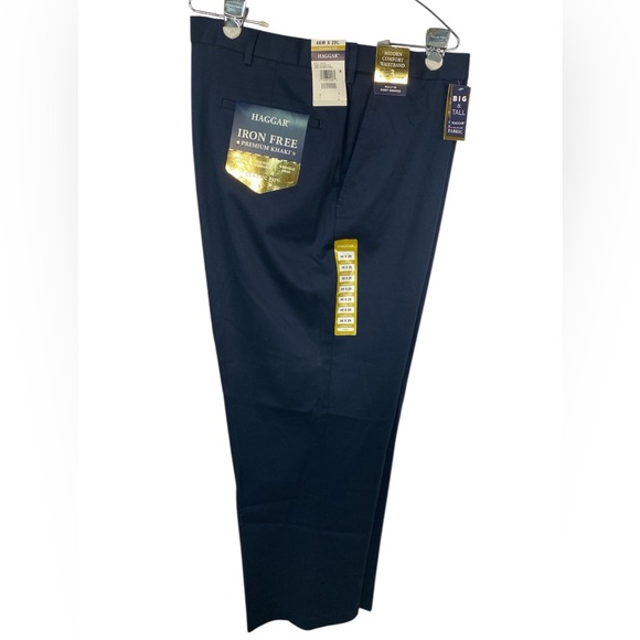 Haggar (NWT) Classic Fit Dark Blue Dress Pants Men’s 46x29